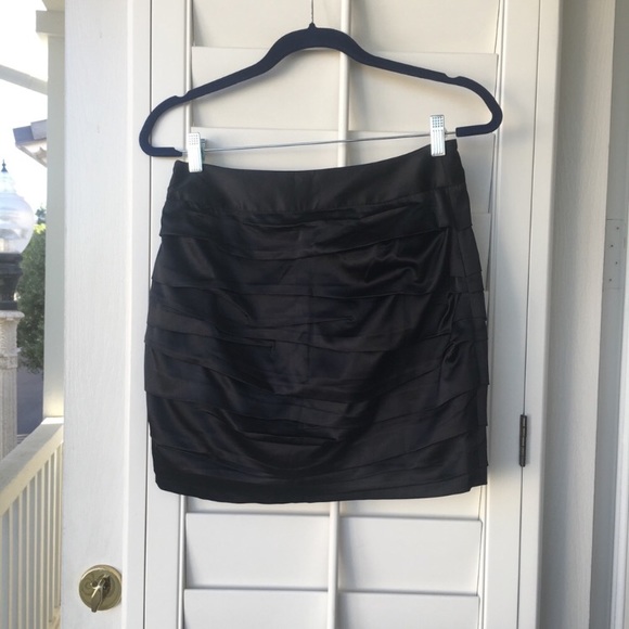 Express satin pleated mini skirt - Picture 1 of 7